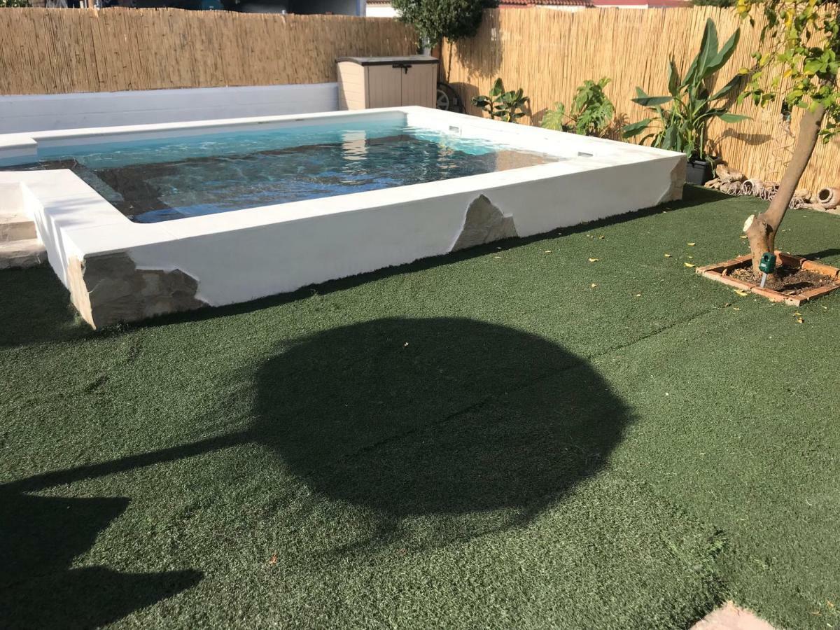 Casa Con Piscina En *