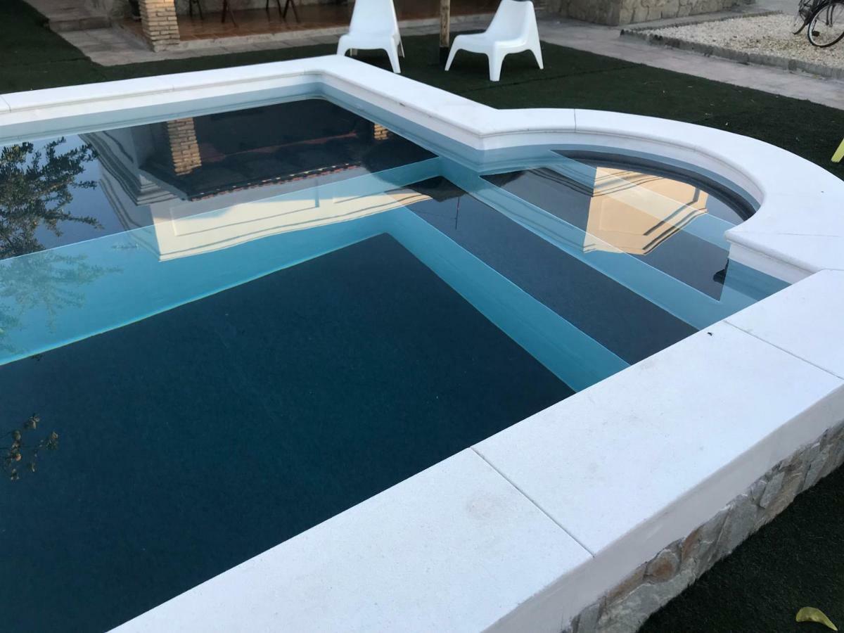 Casa vacanze Casa Con Piscina En *