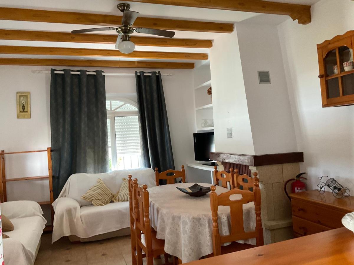 Casa Con Piscina En *